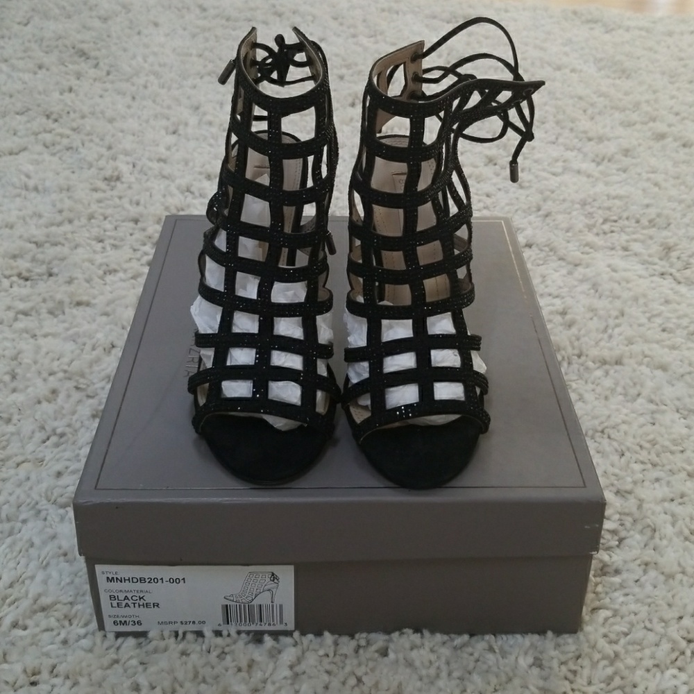 Sandals - Picture 4 of 7